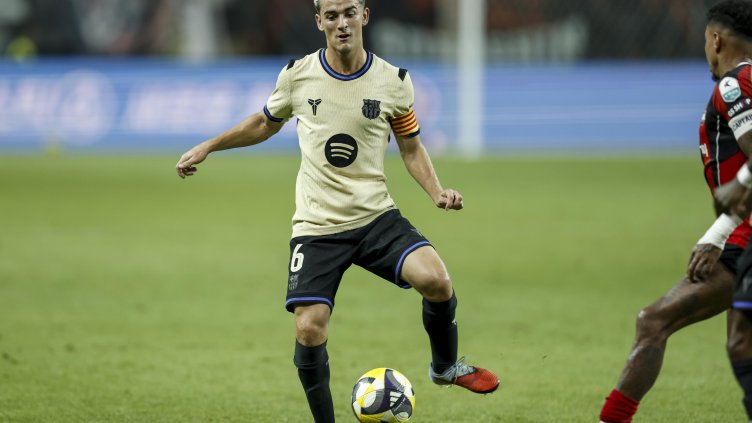 Звезда на Испания отпадна за мача в София