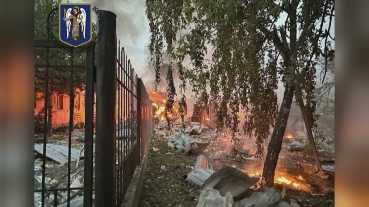 Русия изстреля ракети "земя-въздух" към Украйна