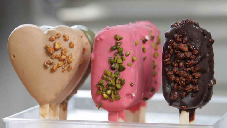 Непълнолетни откраднаха сладолед, полицията ги залови