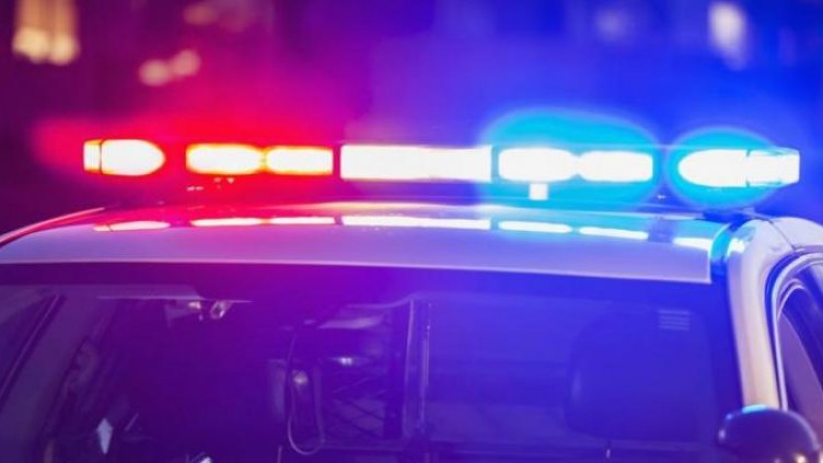 Грък изтрещя, стреля по работници заради високи сметки