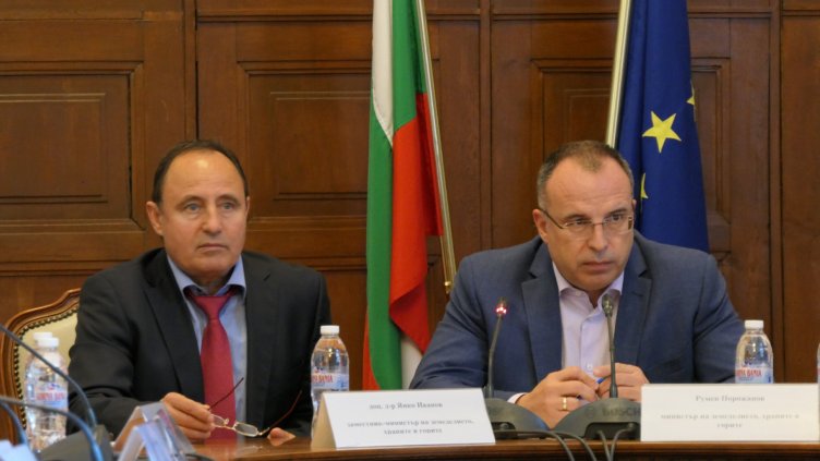 Пострадалите пчелари ще получат обезщетените