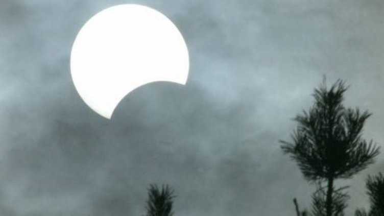 Лунно затъмнение предстои в петък