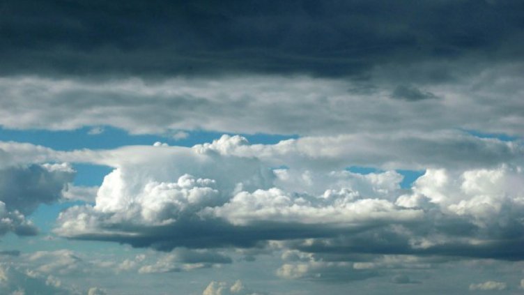 Февруари: Топло, студено, слънце, сняг…