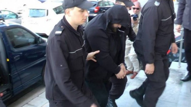 Кметът-трафикант от село Топузево остава в ареста