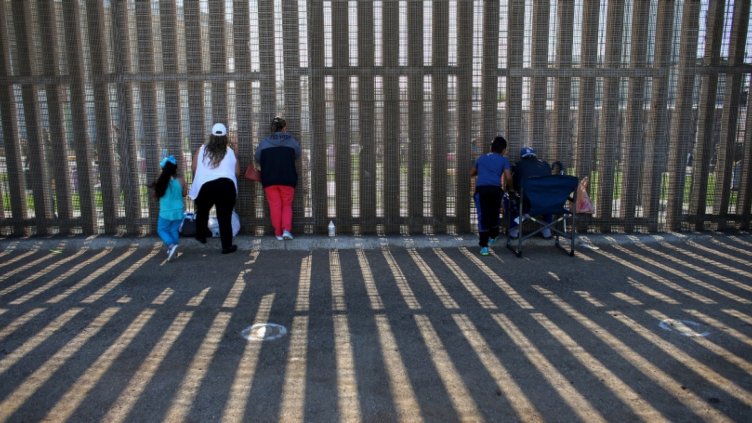 В САЩ готвят масови арести и депортация на нелегални мигранти от 14 юли