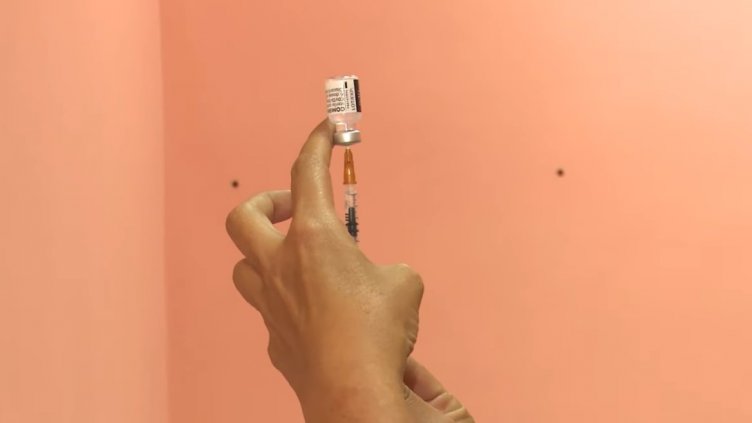 Изчезна важна ваксина за децата на 11-годишна възраст