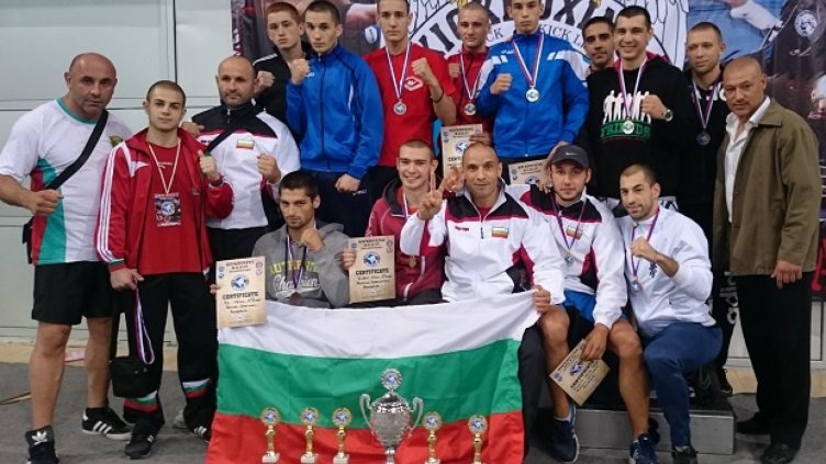 Варненски кикбоксьори обраха медалите на Балканиадата