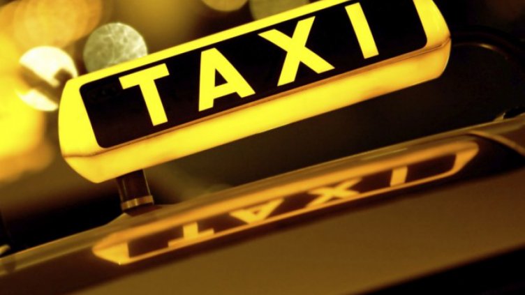 Финансовата комисия ще реши дали да се намали данъкът за такситата
