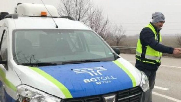 Държавата ни готви поредна секира: Вдигат тол таксите с 20% тази година