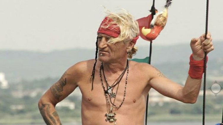 Живко Иванов (кап. Спароу): Морето изхвърля боклуците на брега