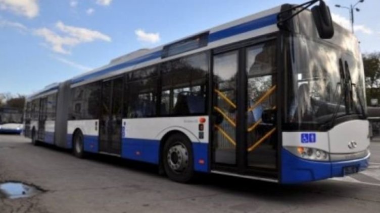 Променят движението на автобуси и тролейбуси във Варна за честването на 24 май