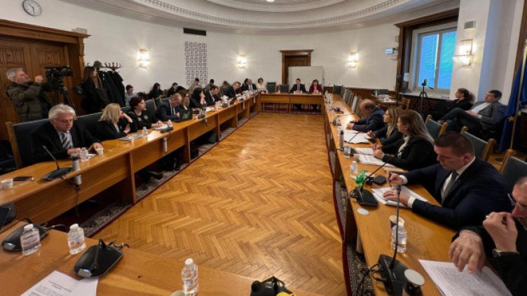 Депутатите от правна комисия приеха на второ четене промени в Закона за БНБ
