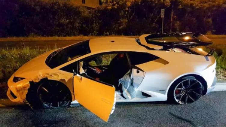 Полицейско преследване с 200 км/ч и... изкривени ламарини на Lamborghini