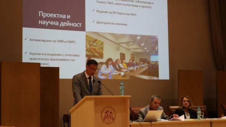 Проф. Евгени Станимиров е новият-стар ректор на ИУ – Варна