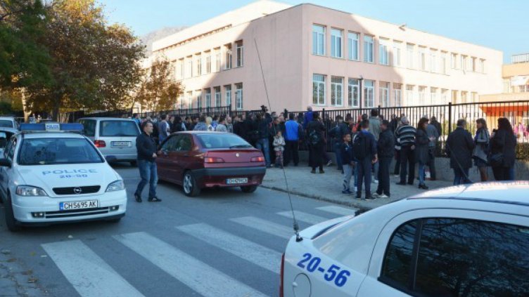 30 години затвор за убиеца на 15-годишната Симона  