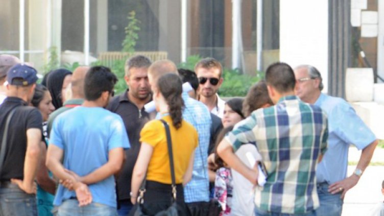 Спипаха 12 мигранти в товарен вагон на гара в Стара Загора