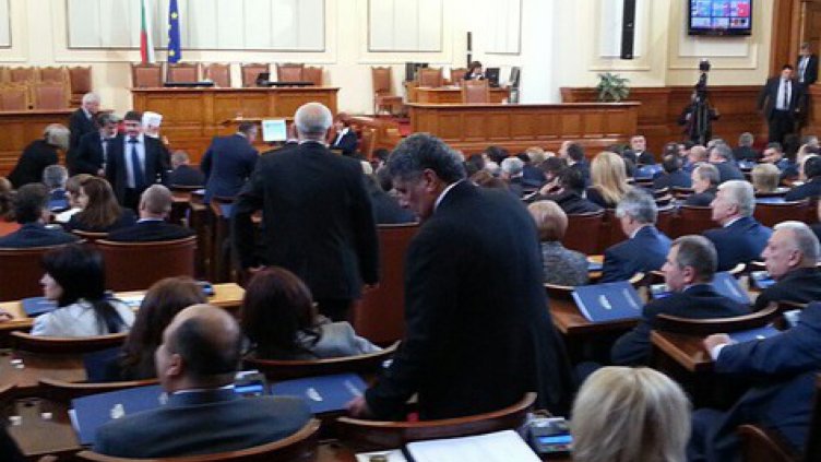 Референдумът само с въпрос за електронното гласуване