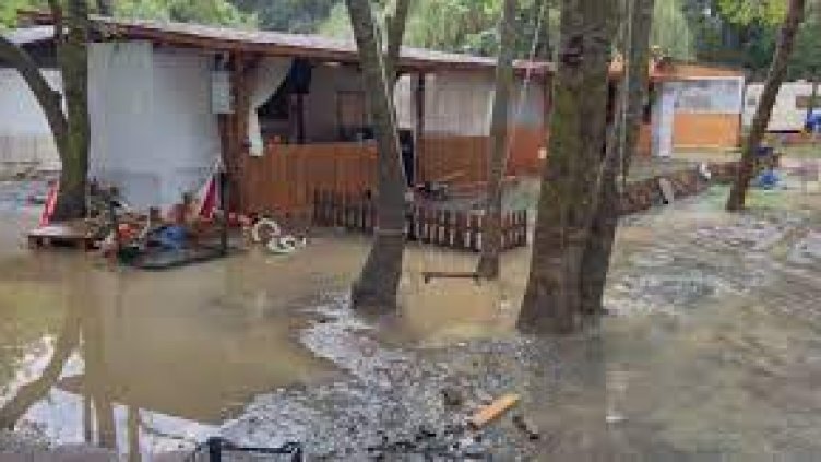 400 бедстващи са настанени в хотели по южното Черноморие