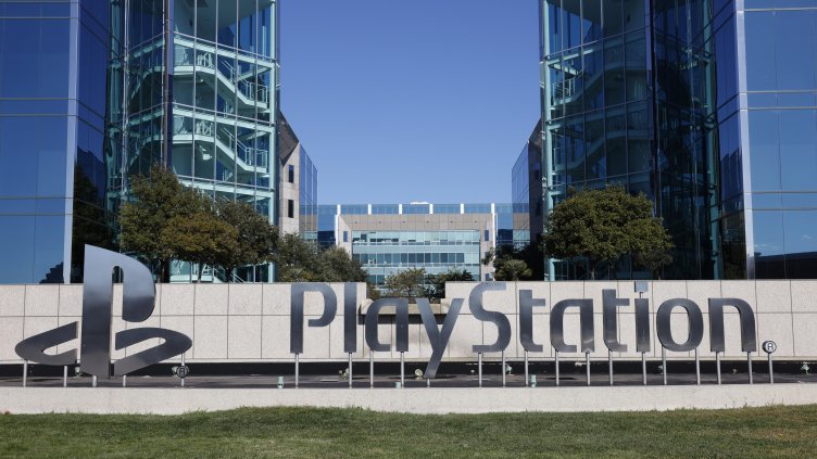 Геймърите го закъсаха, срив в мрежата на "Сони ПлейСтейшън"