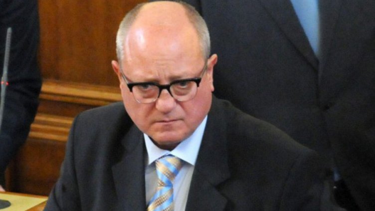 Танев не ще да е министър вече, дава оставка до дни  