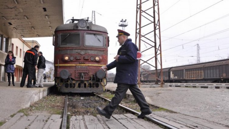 Билети за влаковете – вече и в пощите