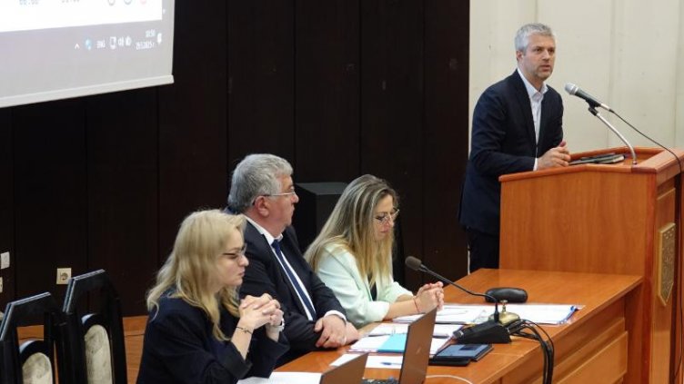 Общинският съвет във Варна се събира извънредно