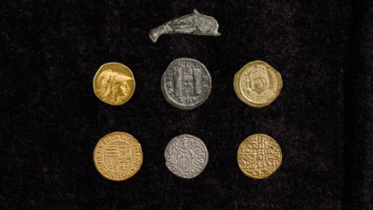 Показват уникални антични и средновековни монети във Варна