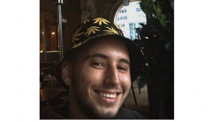 Разтревожена майка във Facebook: Синът ми Симеон изчезна в Турция!