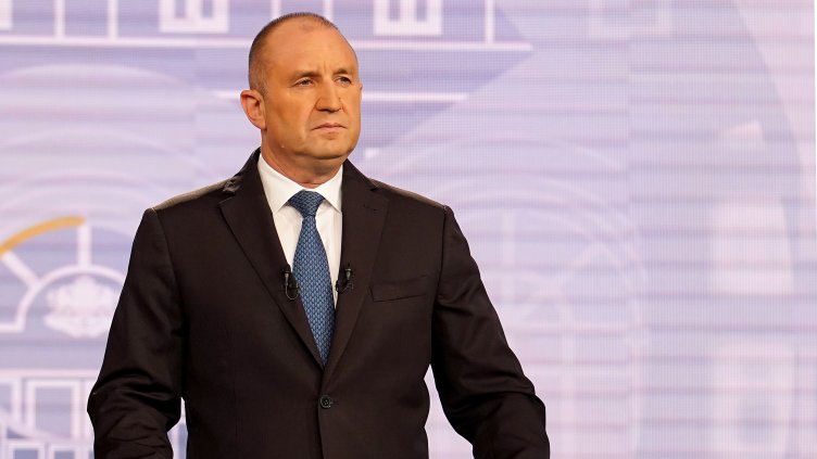 Румен Радев призова депутатите да не допускат пълен блокаж на държавата