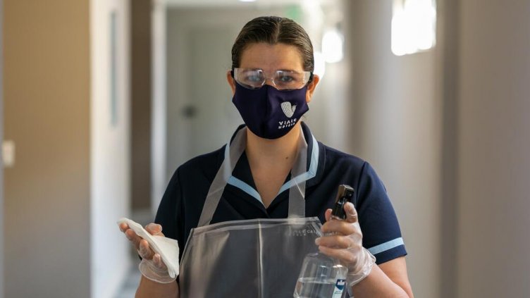 Летен туризъм: Набират персонал по морето. Колко души се търсят?