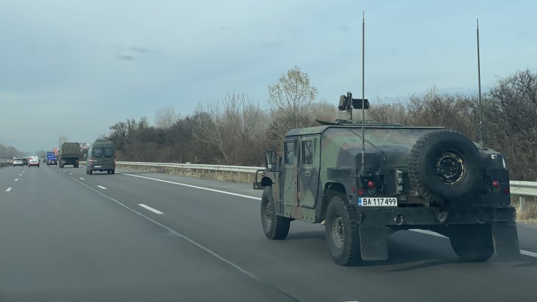 Започва придвижване на военнослужещи и военна техника за участие в планирани учения
