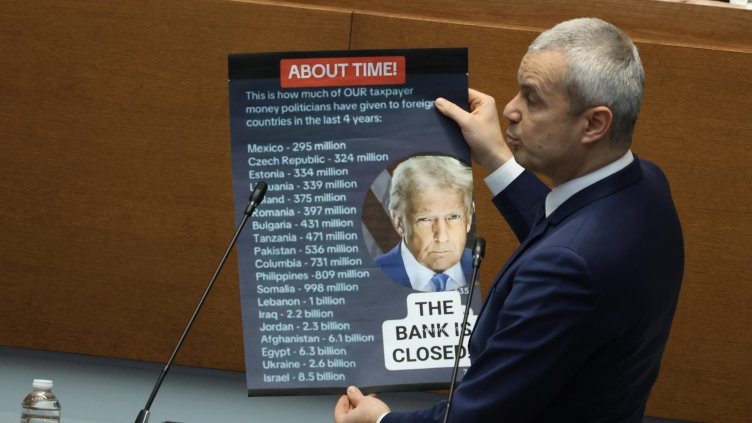 "Възраждане“ иска комисия да разследва дейността на чужди фондации у нас