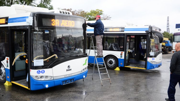 Минимум 15 нови автобуса купуват за градския транспорт