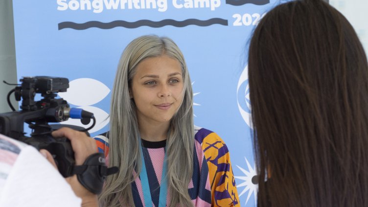 Виктория беше домакин на творчески лагер за Евровизия 2021(Видео)
