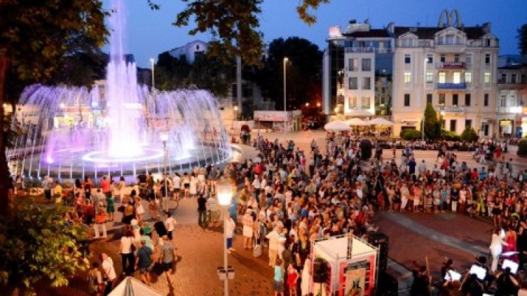 Варна посреща 15 август с богата и обновена празнична програма