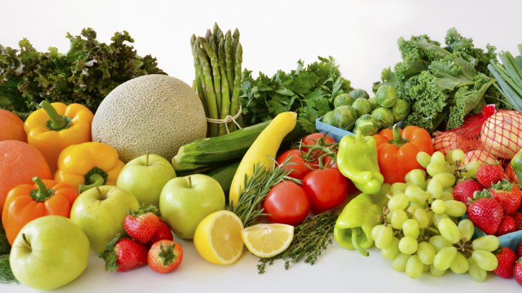 Плодовете, зеленчуците и мазната риба гонят ковида