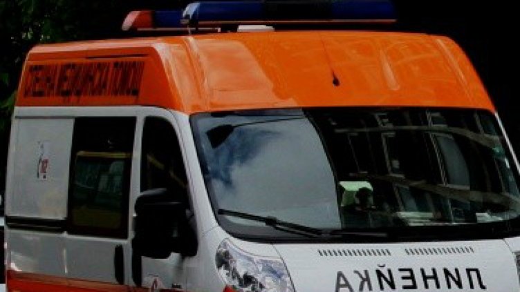 Човек загина при срутване на хотел край Варна