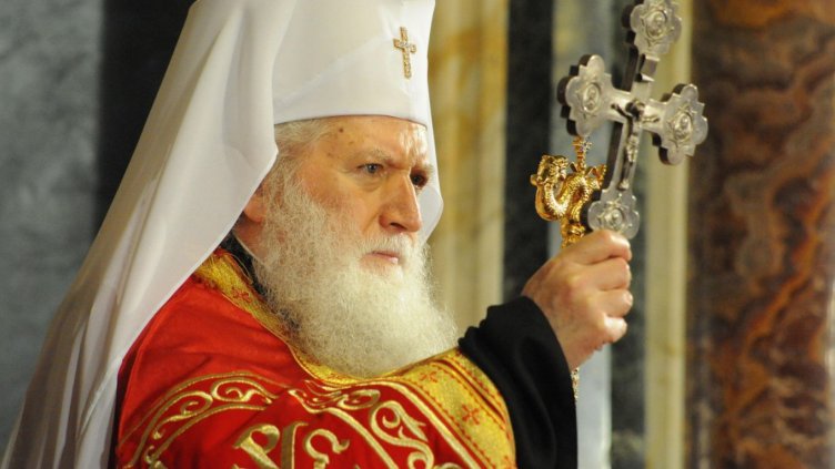 &dagger;Неофит на Второ Възкресение: Мир и спасение за всеки!  