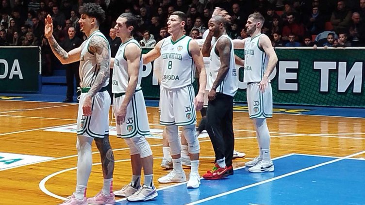 Черно море Тича поведе в 1/4-финала след драматична победа над Берое