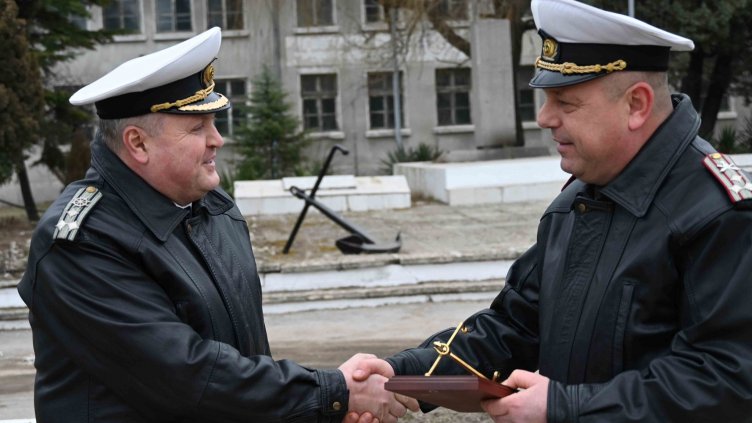 Пенсионираха командира на "Пясъка" (СНИМКИ)