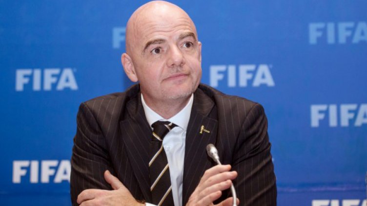 Скандал във футбола: Инфантино спасил Сити и ПСЖ  