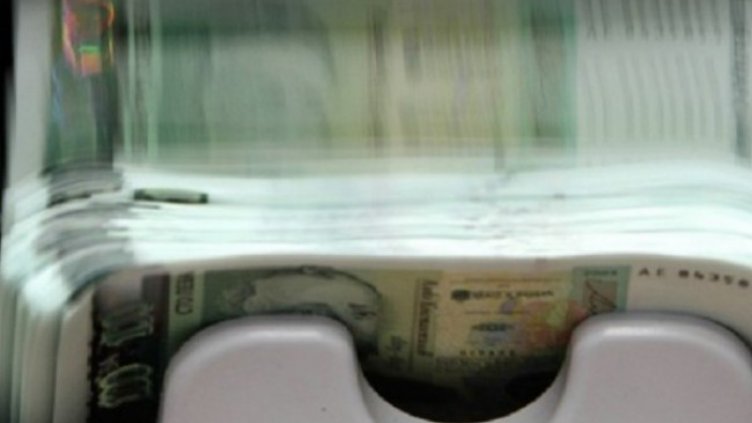 Четирима творци с пожизнена пенсия от 700 лева 