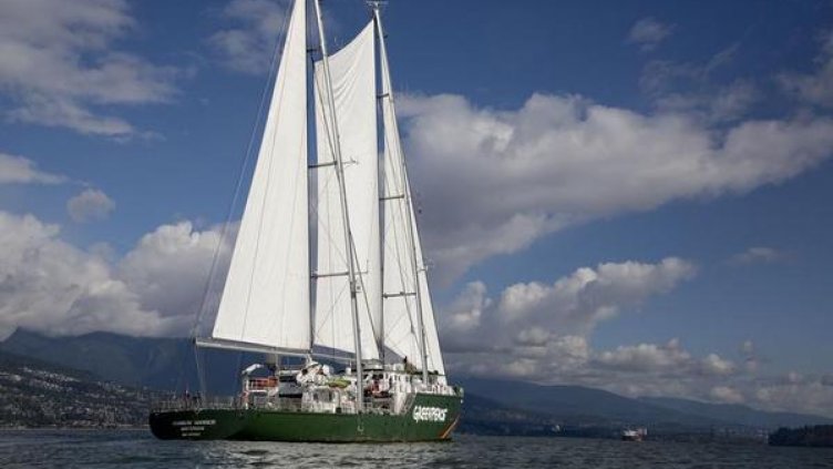 Ветроходът на  &bdquo;Грийнпийс&rdquo; Rainbow Warrior пристига във Варна