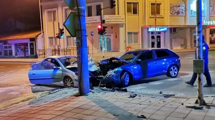 Четирима пострадаха при мелето в центъра на "Виница"