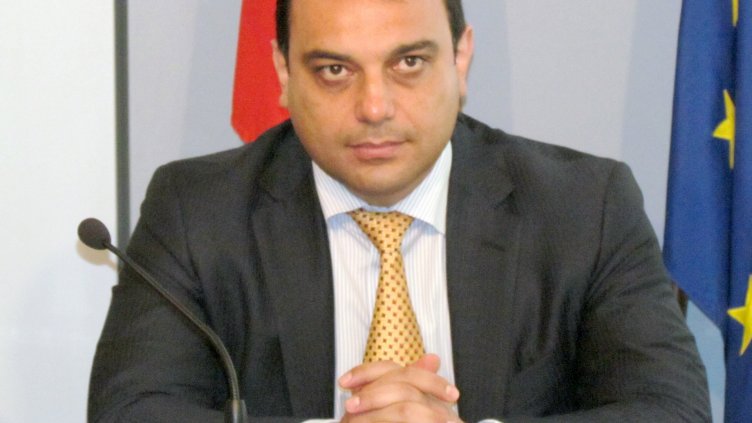 Министър Московски: Синдикатите лъжат