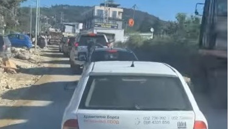 Пътят за Каменар е блокиран заради катастрофа