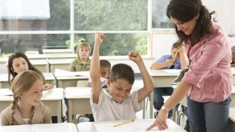 Атестират учители и директори на всеки 4 г.