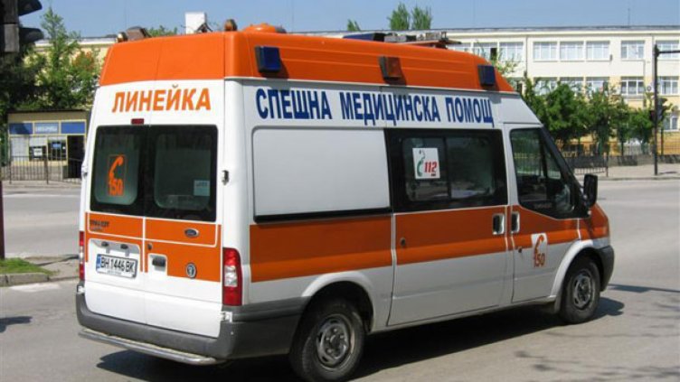 Гимназист е в болница след сбиване в училище 