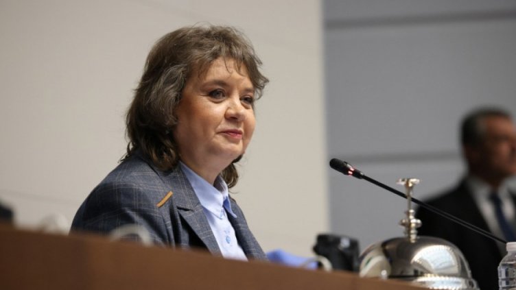 Киселова "поряза" Радев за референдума