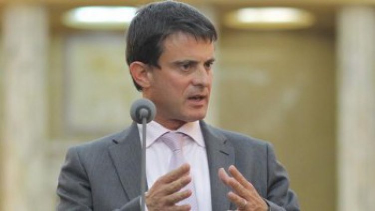 Премиерът на Франция няма да отстъпва пред протестиращите